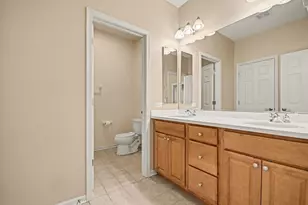 1392 Prairie View Pkwy, Cary, IL 60013 - Photo 13