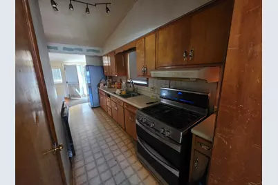 329 S 12th Street, Saint Charles, IL 60174 - Photo 9
