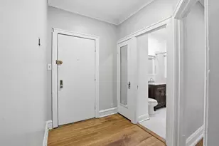 2336 W Addison St, Chicago, IL 60618 - Photo 7