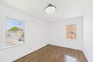 8714 S Merrill Ave, Chicago, IL 60617 - Photo 21