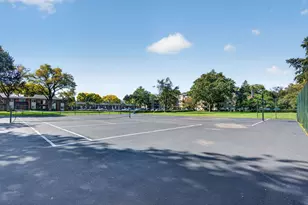 2407 E Brandenberry Ct, Arlington Heights, IL 60004 - Photo 19