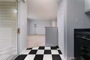 59 Gant Cir, Streamwood, IL 60107 - Photo 9