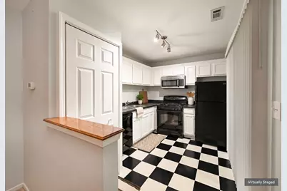 59 Gant Circle #G, Streamwood, IL 60107 - Photo 3