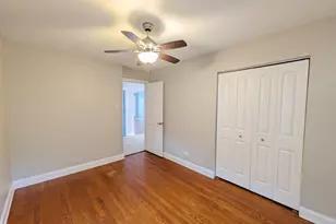 8825 S California Ave, Evergreen Park, IL 60805 - Photo 9