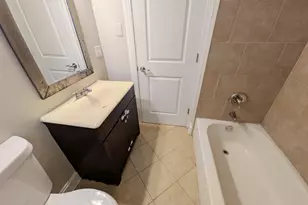 8825 S California Ave, Evergreen Park, IL 60805 - Photo 7