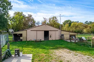 4917 Wayside Dr, McHenry, IL 60051 - Photo 11