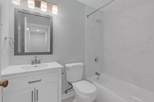 1353 Cove Dr, Prospect Heights, IL 60070 - Photo 11