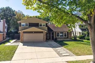 415 W Noyes St, Arlington Heights, IL 60005 - Photo 3