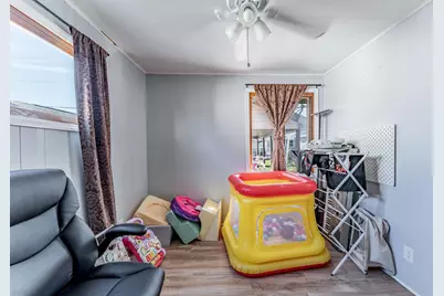 8801 S Kilbourn Avenue, Hometown, IL 60456 - Photo 13