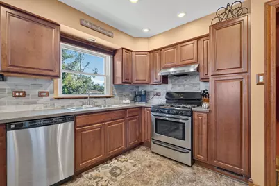 18413 Hood Avenue, Homewood, IL 60430 - Photo 7