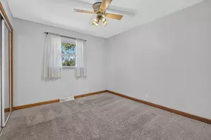 18413 Hood Ave, Homewood, IL 60430 - Photo 17
