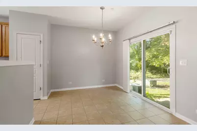 1420 Yellowstone Drive, Streamwood, IL 60107 - Photo 3