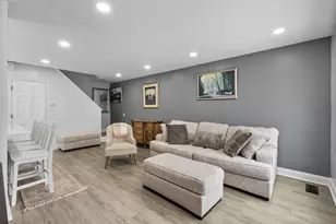 1688 Normantown Rd, Naperville, IL 60564 - Photo 3