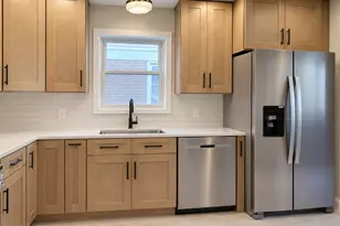 5670 W Higgins Ave, Chicago, IL 60630 - Photo 5