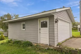 1103 Chicago Ave, Dixon, IL 61021 - Photo 19