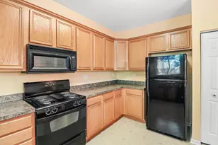 306 Remington Dr, Saint Charles, IL 60175 - Photo 11