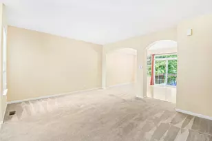 306 Remington Dr, Saint Charles, IL 60175 - Photo 7