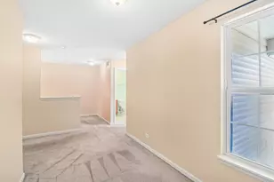 306 Remington Dr, Saint Charles, IL 60175 - Photo 17