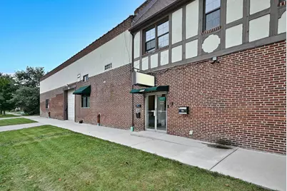 320 S Cornell Avenue #B, Villa Park, IL 60181 - Photo 3
