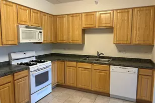 8300 Concord Dr, Morton Grove, IL 60053 - Photo 7