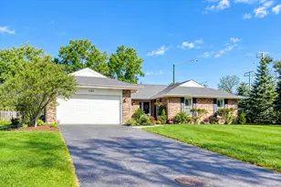 544 Fox Glove Ln, Barrington, IL 60010 - Photo 1