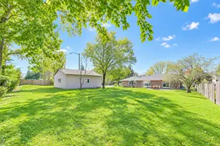 544 Fox Glove Ln, Barrington, IL 60010 - Photo 31