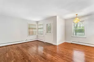 8216 N Caldwell Ave, Niles, IL 60714 - Photo 5