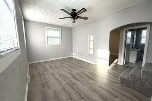 916 Audrey Ave, Joliet, IL 60436 - Photo 7