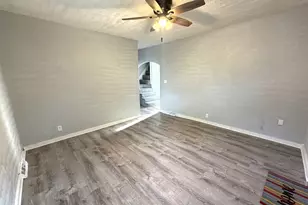 916 Audrey Ave, Joliet, IL 60436 - Photo 3