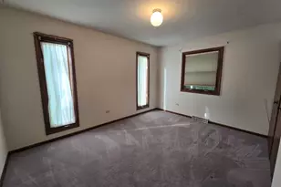 10852 W Fairbanks Ave, Beach Park, IL 60099 - Photo 29