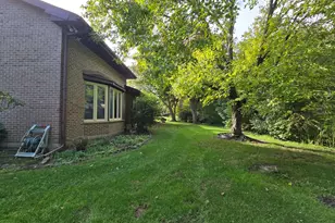 10852 W Fairbanks Ave, Beach Park, IL 60099 - Photo 41