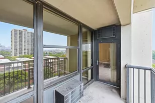 3001 S Michigan Ave, Chicago, IL 60616 - Photo 9