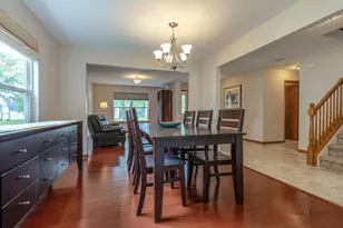 270 W Winding Trail Cir, Round Lake, IL 60073 - Photo 7