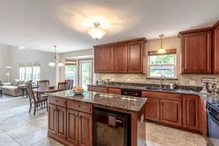 270 W Winding Trail Cir, Round Lake, IL 60073 - Photo 13