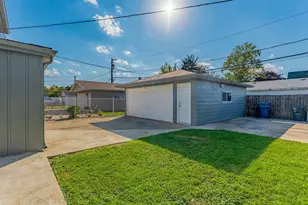 7832 Lamon Ave, Burbank, IL 60459 - Photo 23