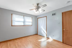 7832 Lamon Ave, Burbank, IL 60459 - Photo 9