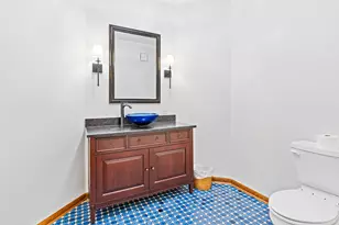 390 Grandview Ave, Glen Ellyn, IL 60137 - Photo 23
