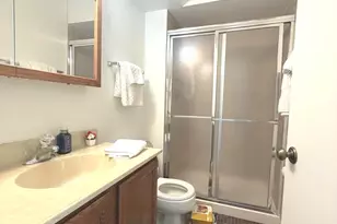 1905 W Golf Rd, Mount Prospect, IL 60056 - Photo 15