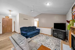 829 Fyre Lake Dr, Sherrard, IL 61281 - Photo 19