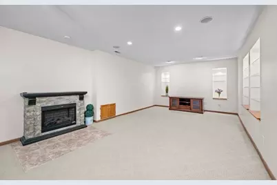 829 Fyre Lake Drive, Sherrard, IL 61281 - Photo 33