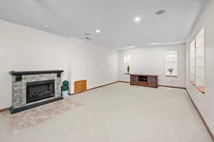829 Fyre Lake Dr, Sherrard, IL 61281 - Photo 33