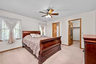 829 Fyre Lake Dr, Sherrard, IL 61281 - Photo 27