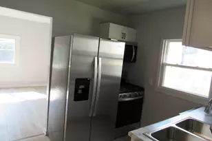 1613 Juneway Terrace, Round Lake Beach, IL 60073 - Photo 9