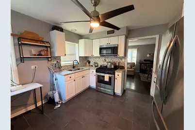 2321 S 24th Avenue, Broadview, IL 60155 - Photo 15