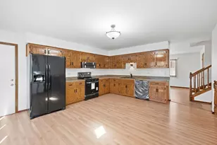 1111 Herbert Breclaw Dr, Calumet City, IL 60409 - Photo 7