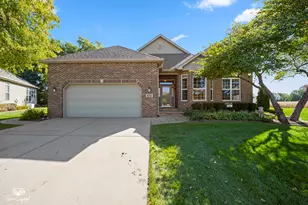 672 Sanctuary Ln, Joliet, IL 60435 - Photo 1