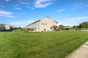 8229 Pecan Pl, Frankfort, IL 60423 - Photo 31