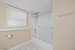 28W700 Barnes Ave, West Chicago, IL 60185 - Photo 23