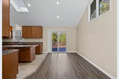 28W700 Barnes Avenue, West Chicago, IL 60185 - Photo 9