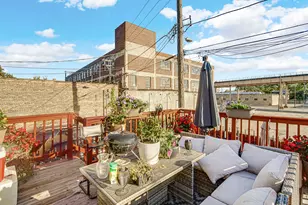 4425 W Carroll Ave, Chicago, IL 60624 - Photo 23